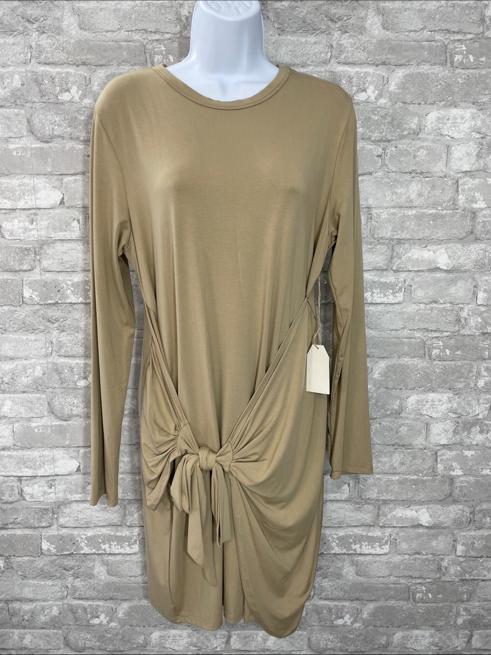 Chrysanthemum knotted tie-waist detail Dress